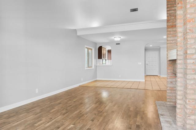 Detail Gallery Image 12 of 40 For 5667 Adobe Falls Rd #C,  San Diego,  CA 92120 - 2 Beds | 2 Baths