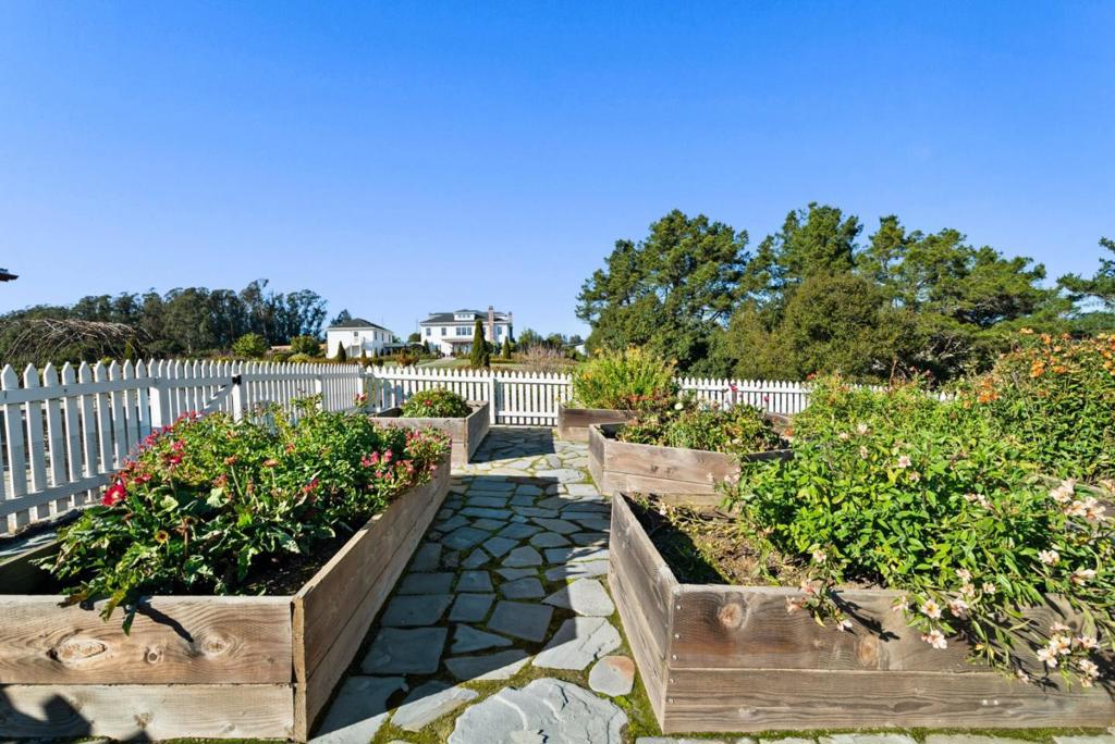 MLS #ML82020660 image #74