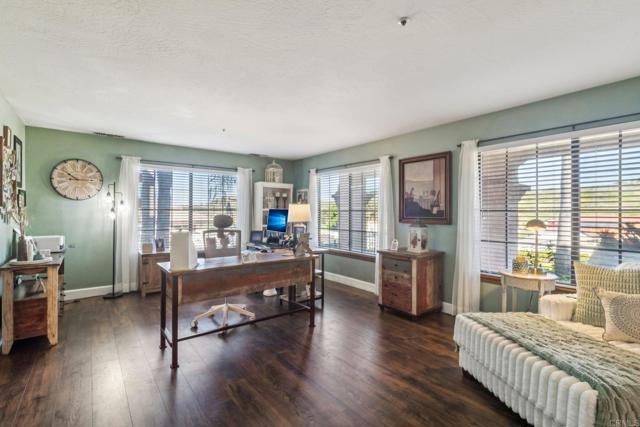 Detail Gallery Image 15 of 60 For 29950 Robbie Ln, Vista,  CA 92084 - 4 Beds | 3 Baths