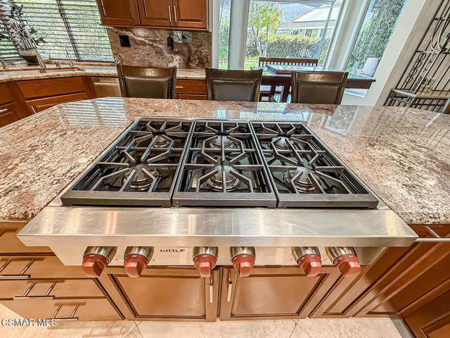 2848 Bayham Cir, Thousand Oaks CA: https://media.crmls.org/mediaz/bca18689-e93d-4c48-8de7-c744b5b9e9cd.jpg