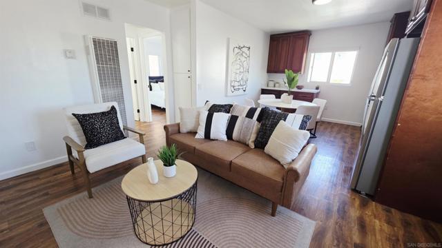 4233 39th ST, San Diego CA: https://media.crmls.org/mediaz/bca290c1-ca7e-43b2-a9a0-aba058989611.jpg