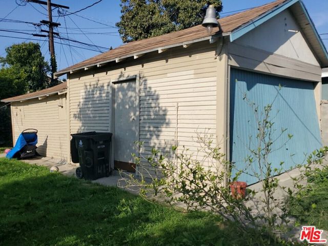 145 97th Street, Los Angeles, California 90003, 2 Bedrooms Bedrooms, ,1 BathroomBathrooms,Single Family Residence,For Sale,97th,24371845