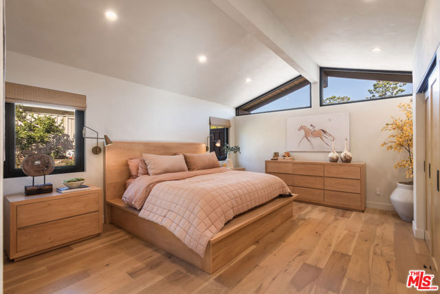 2419 Westridge Road, Los Angeles, California 90049, 5 Bedrooms Bedrooms, 0 ,4 BathroomsBathrooms,Single Family Residence,For Sale,Westridge,0,25614277