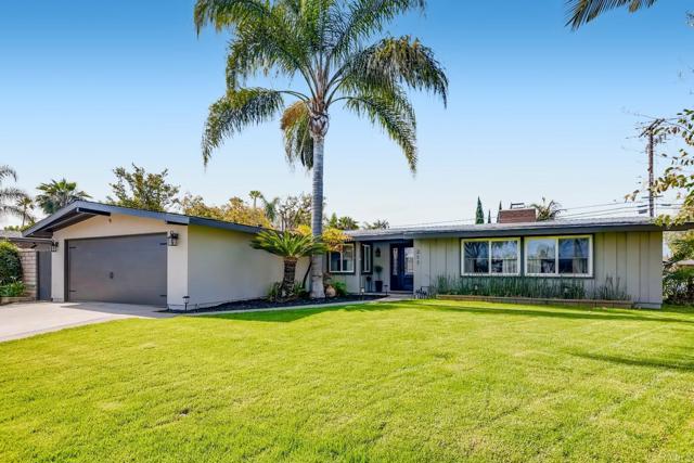 217 Wake Forest Rd, Costa Mesa, CA 92626