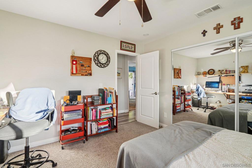 MLS #250043633SD image #22