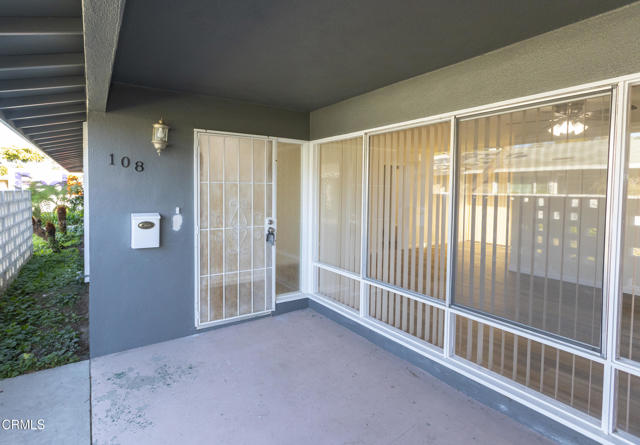 Detail Gallery Image 2 of 22 For 108 W Alta Gr, Port Hueneme,  CA 93041 - 2 Beds | 1 Baths