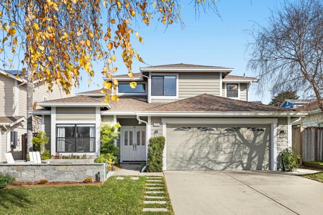 229 Marvilla Circle, Pacifica CA: https://media.crmls.org/mediaz/bca5d3e9-b9cc-4948-8b21-d8530611ddc1.jpg