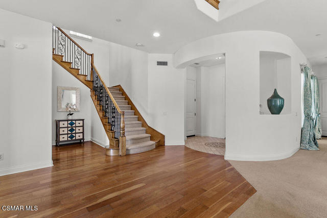 4014 Caribbean Street, Oxnard CA: https://media.crmls.org/mediaz/bca67551-bd7c-4cdf-9369-97968427aa32.jpg