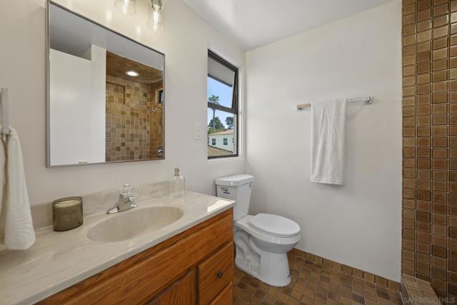4427 Osprey St, San Diego CA: https://media.crmls.org/mediaz/bca6f82f-a682-47c0-9861-dfc7212d7acc.jpg