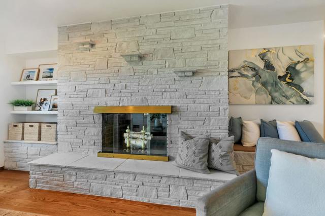 3300 Plateau Drive, Belmont CA: https://media.crmls.org/mediaz/bca7a810-363d-414d-9079-4a6528f4a069.jpg