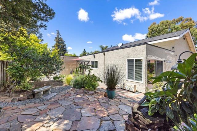 848 Pretoria Court, San Jose CA: https://media.crmls.org/mediaz/bca7b9b2-d5bc-408e-bc45-3d85b67beef5.jpg