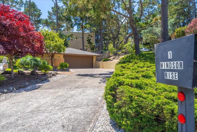 1 Windsor Rise, Monterey CA: https://media.crmls.org/mediaz/bca8ef0d-f2e4-4723-b5b1-0a151dcefe35.jpg