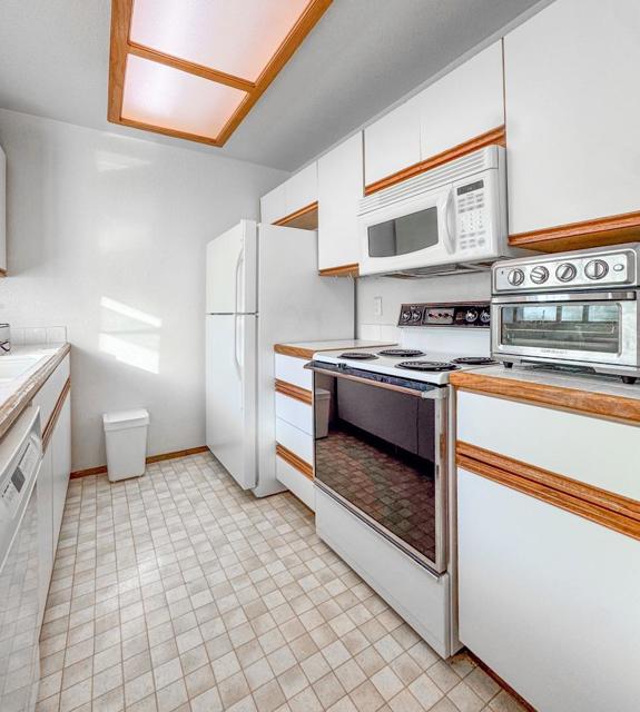 6923 Chantel Court, San Jose CA: https://media.crmls.org/mediaz/bca93f51-254a-49fe-b7f6-7203c4d5087f.jpg