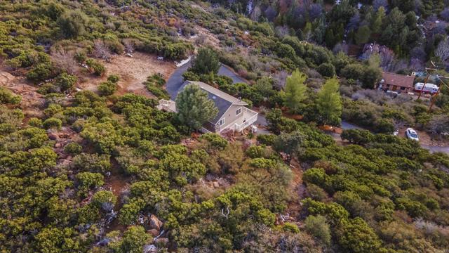 35465 Sunset Lane, Julian CA: https://media.crmls.org/mediaz/bcab0e9b-13a9-412e-ae79-b066a514eddc.jpg
