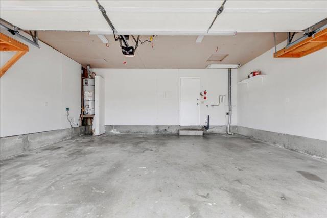 1656 Seville Street, Salinas CA: https://media.crmls.org/mediaz/bcac81df-78bf-4ff3-8801-c974cccc0d0a.jpg