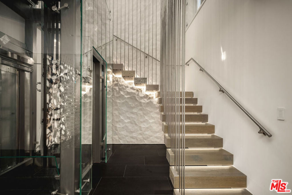 MLS #25575239 img 20