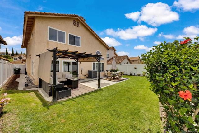 632 Paseo Rio, Vista CA: https://media.crmls.org/mediaz/bcaccaeb-235c-4113-8ef0-737f392fb1d8.jpg
