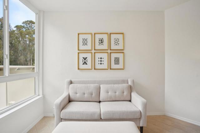 360 Vallejo Drive, Millbrae CA: https://media.crmls.org/mediaz/bcad351d-e9a6-4739-a5b4-17b4c0196ef2.jpg