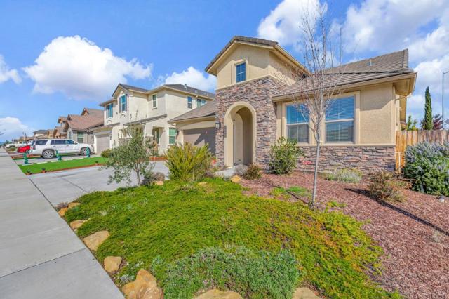 1667 Santana Ranch Drive, Hollister CA: https://media.crmls.org/mediaz/bcadcea6-7822-4f4e-8730-55a20762239c.jpg