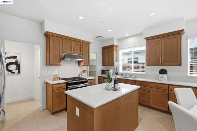 Image 2 of 44 For 8553 Schooner Way