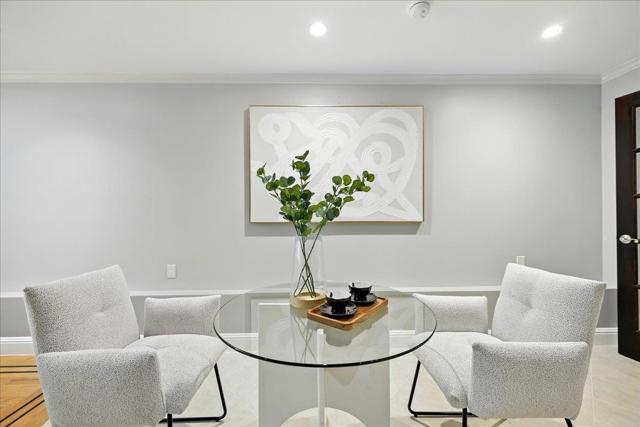 430 Hamilton Street, San Francisco CA: https://media.crmls.org/mediaz/bcaf9649-f200-40b4-a2d1-f61b9b7264d1.jpg