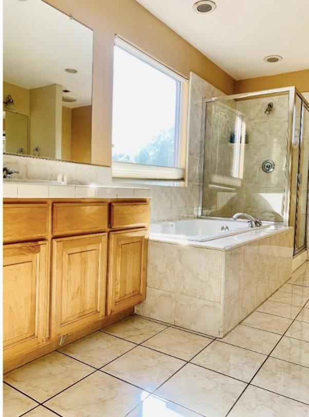982 White Cloud Drive, Morgan Hill CA: https://media.crmls.org/mediaz/bcb055c7-8432-467b-bbdd-2399fdea1641.jpg