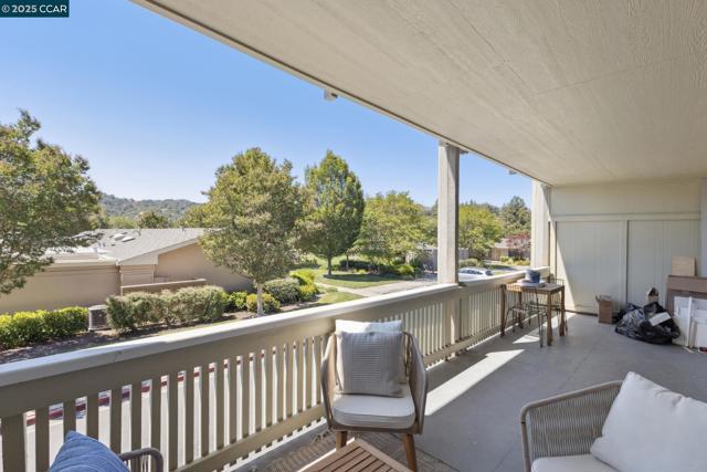 2101 Golden Rain, Walnut Creek CA: https://media.crmls.org/mediaz/bcb10c64-acdb-48af-a94b-382d8d9210e3.jpg