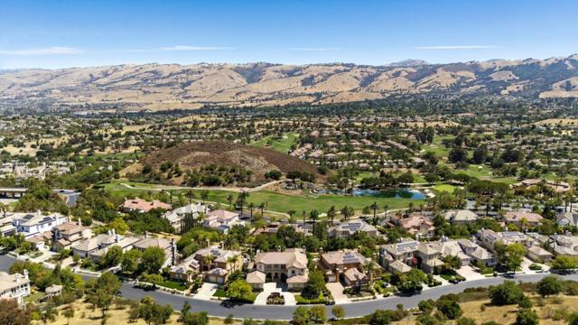 5380 Arezzo Drive, San Jose CA: https://media.crmls.org/mediaz/bcb14562-5acc-4b8d-ac72-4f8ee57b961b.jpg