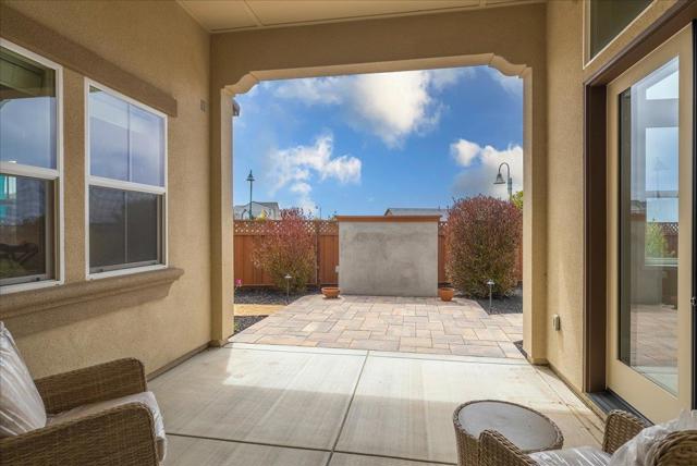 2999 Bluffs Drive, Marina CA: https://media.crmls.org/mediaz/bcb14b86-ec23-4a20-a82c-29d29cd0832c.jpg