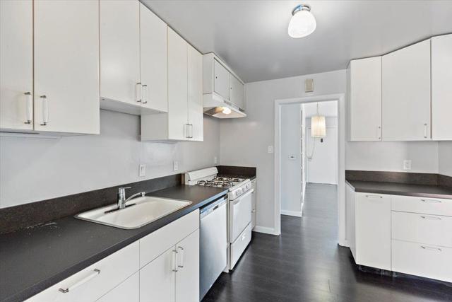 659 Ash Avenue, South San Francisco CA: https://media.crmls.org/mediaz/bcb17238-3873-494e-9e1a-01c3a8a6ab99.jpg