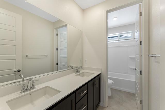 5956 Big Sky Drive, Fairfield CA: https://media.crmls.org/mediaz/bcb1c7ae-ce6e-43df-ad6b-3b2a12101c8d.jpg