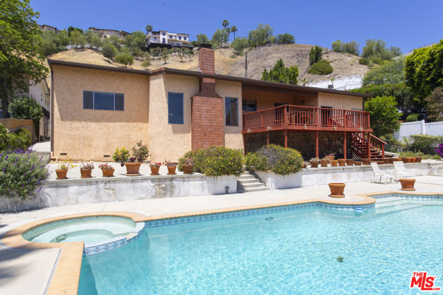 4996 Llano Drive photo 3