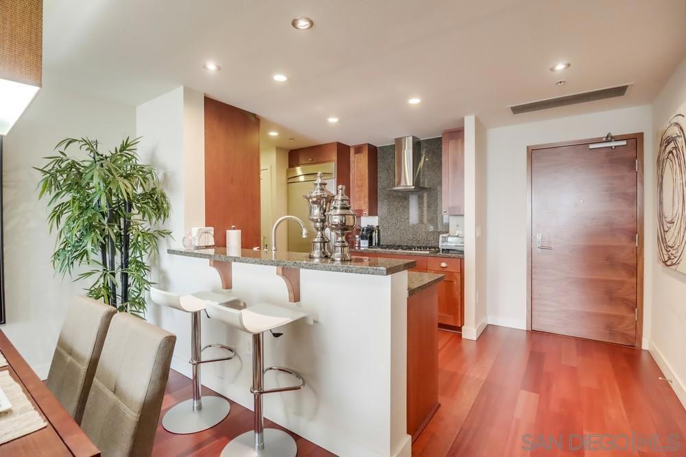 MLS #250032031SD image #12