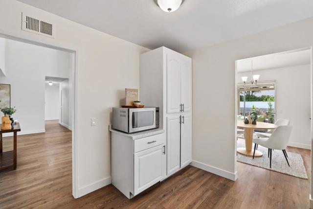 3663 Forest Road, Oceanside CA: https://media.crmls.org/mediaz/bcb3d95b-1448-4bb2-b875-3211854306a8.jpg