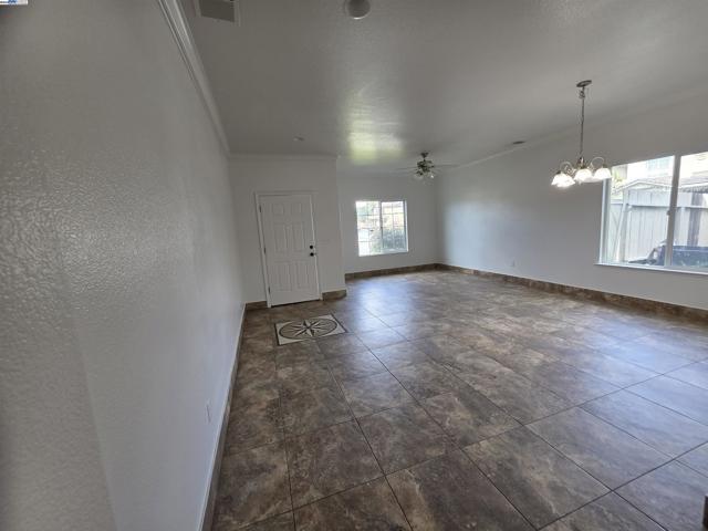 254 Peach Leaf Way, Sacramento CA: https://media.crmls.org/mediaz/bcb45258-7f03-4ab7-a66f-88e8d7e44e1a.jpg