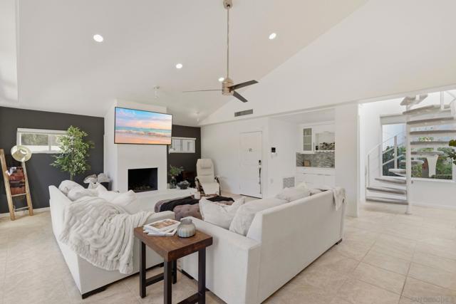 Image 26 of 53 For 13024 Olmeda Court