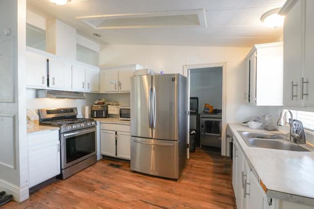 259 S Mercury Street, Santa Nella CA: https://media.crmls.org/mediaz/bcb49a57-50b0-4a55-a093-0bc0eea251f0.jpg