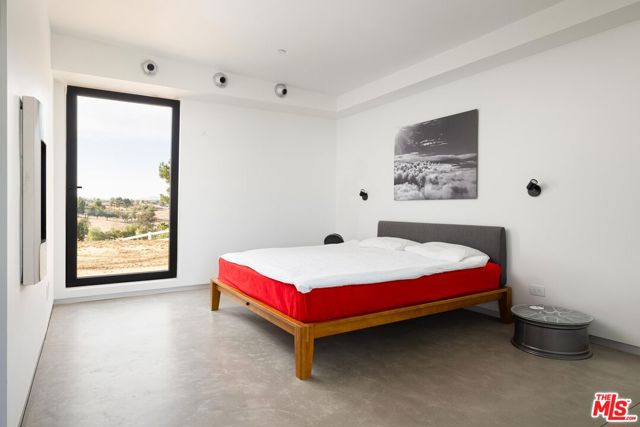 36453 Via El Pais Bonita, Temecula CA: https://media.crmls.org/mediaz/bcb4fbdc-8c51-4e27-9465-94a086911c8f.jpg