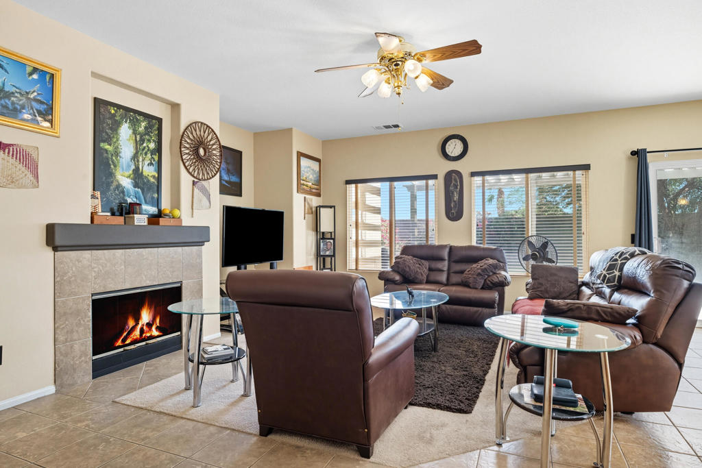 MLS #219136697DA image #2