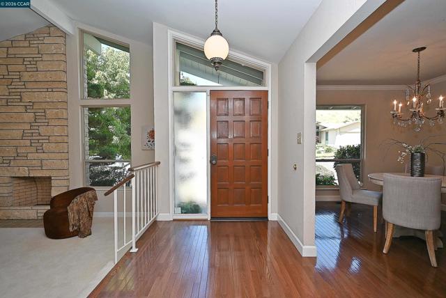 Image 35 of 60 For 2810 Wright Ave