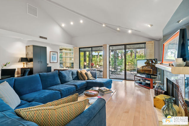 Image 6 of 66 For 2580 La Condesa Drive