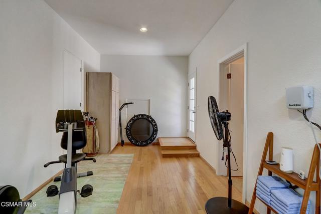 7 Bell Canyon Road, Bell Canyon CA: https://media.crmls.org/mediaz/bcb7d8f5-20e6-4656-8a71-e3afa17db8a8.jpg