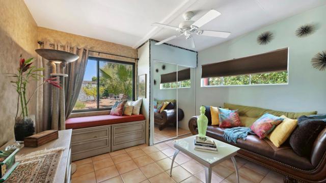 901 S Calle Tomas, Palm Springs CA: https://media.crmls.org/mediaz/bcb8523f-7fed-4975-a05e-ec13b7a1da1c.jpg