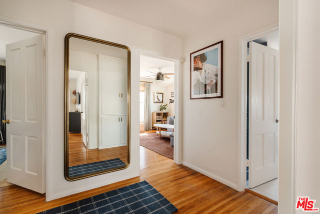 5635 S Chariton Avenue, Los Angeles CA: https://media.crmls.org/mediaz/bcb95009-f2f2-45fb-b93f-ad7364347f31.jpg