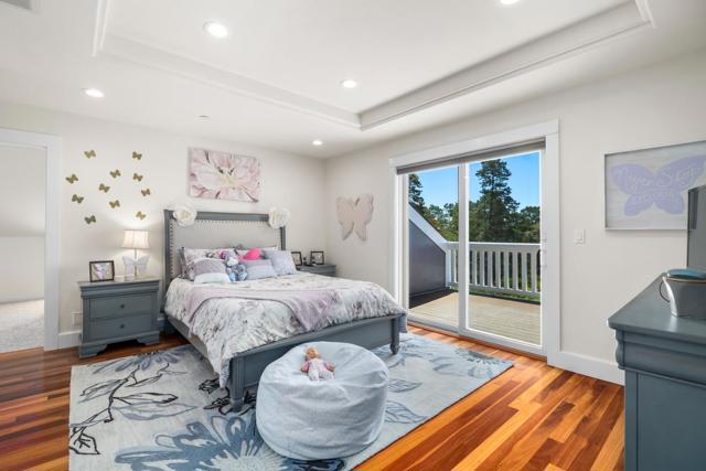 Image 42 of 69 For 276 Meadow Court