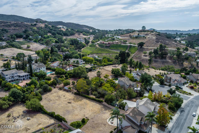 2219 Mapleleaf Avenue, Newbury Park CA: https://media.crmls.org/mediaz/bcbbe2c4-8fe0-4413-a37b-d04f2fcac1ec.jpg