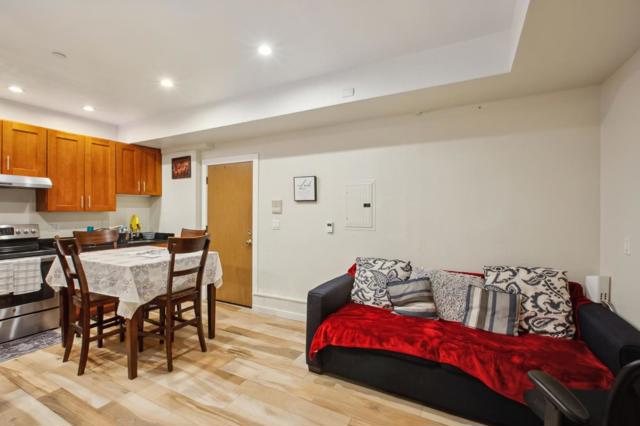 1615 Oakdale Avenue, San Francisco CA: https://media.crmls.org/mediaz/bcbbf42f-de1c-4121-a9ed-6cf5d88292d3.jpg