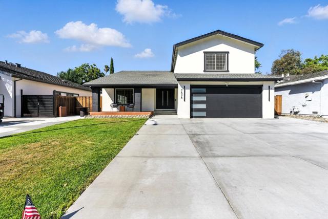 7528 Phinney Place, San Jose CA: https://media.crmls.org/mediaz/bcbcfb88-5aed-4d94-9aaf-1e612b1dd790.jpg