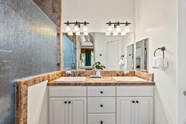 34150 Cartwright Place, Fremont CA: https://media.crmls.org/mediaz/bcbf0907-1901-4c76-81fd-737aa75c8ca2.jpg
