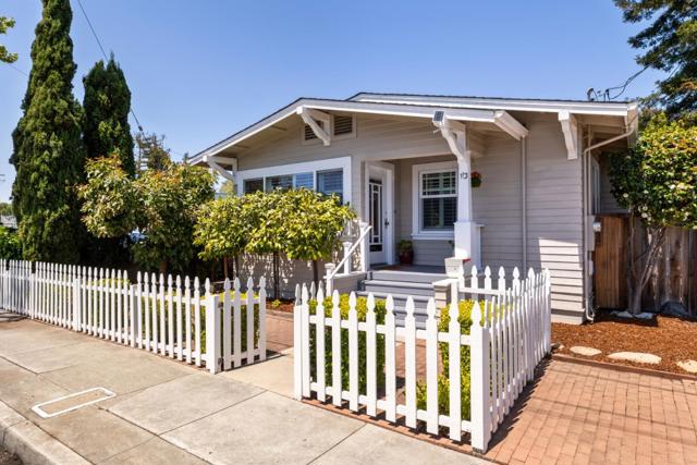 113 Washburn Avenue, Santa Cruz CA: https://media.crmls.org/mediaz/bcbf4aae-a06d-483c-99b3-7b080a199154.jpg